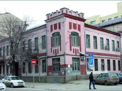 Двухэтажный каменный жилой дом. Модерн