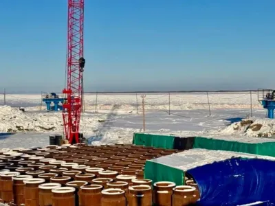 На строительстве Ленского моста стартовали работы в русле реки