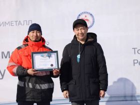 Айсен Николаев принял участие в открытии двух мостов в Томпонском районе