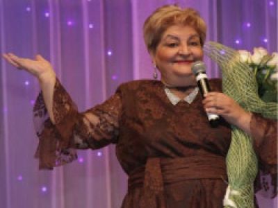 Анна Албегова. Три аккорда дружбы