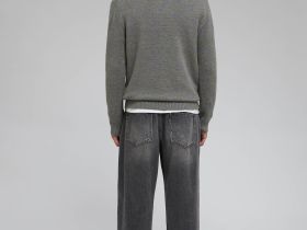 Базовый джемпер прямого кроя