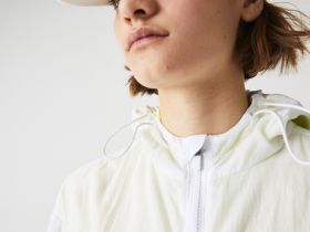 Женская куртка Lacoste для спорта на молнии