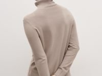 Базовая женская водолазка с высокой горловиной