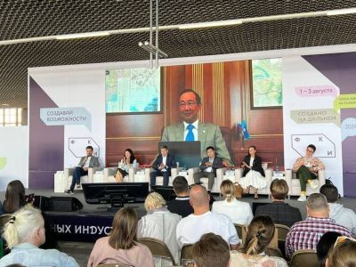 Айсен Николаев представил опыт Якутии на форуме креативных индустрий «Создано на Дальнем Востоке»