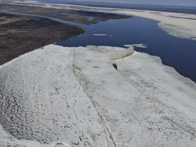 На Лене в Намском районе провели взрывные работы для пропуска ледохода