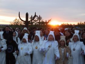 В Якутске на Ысыахе Туймаады состоялся обряд встречи солнца
