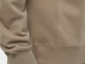 Толстовка свободного силуэта