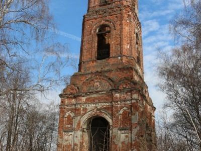 Колокольня церкви Покрова Пресвятой Богородицы