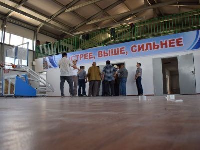 Дмитрий Садовников проинспектировал объекты размещения, питания и проведения Игр народов Якутии