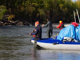 Рыбалка на трофейного тайменя на реке Гонам