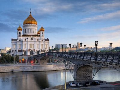 «Девять лиц настоящей Москвы»: обзорная экскурсия по столице («девять лиц настоящей москвы» — 5-часовая обзорная экскурсия по столице)