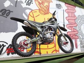 Мотоцикл кроссовый эндуро BSE Z7 2.0