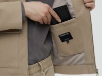 Куртка с накладными карманами