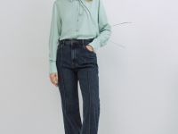 Блузка с декоративным цветком, Зеленый