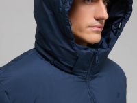 Утепленная куртка со съемным капюшоном