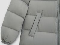 Пуховое пальто с воротником-стойкой