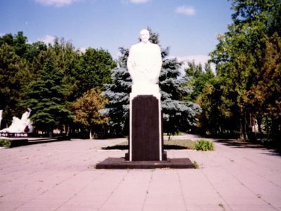 Памятник В.И. Ленину