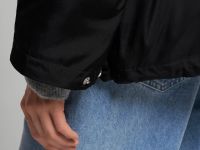 Куртка с искусственным утеплителем и водоотталкива