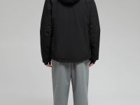 Горнолыжная куртка полуприлегающего силуэта