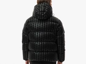 Женский короткий пуховик Lacoste