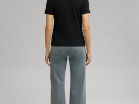 Приталенная футболка из джерси