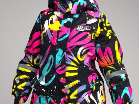 Зимняя куртка из мембранной ткани для девочки