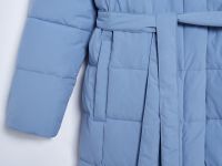 Стеганое утепленное пальто с капюшоном