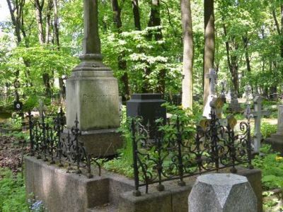 Могила Веселовского А.Н. (1838-1906), литературоведа