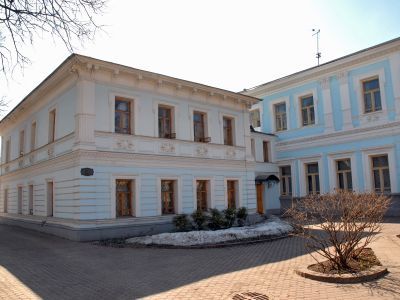 Флигель с переходом