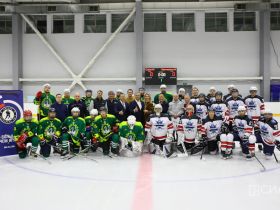 Более 20 любительских команд собрала «Ночная хоккейная лига» в Якутии