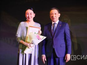 Ежегодник Саха театра посвятили «золотому» выпуску щепкинцев