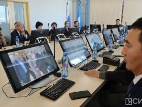 Именные стипендии Владимира Членова вручили 13 лучшим студентам и преподавателям