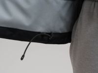 Ветровка из мембранной ткани с защитой от влаги и