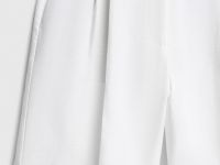 Шорты-бермуды со складками, Белый