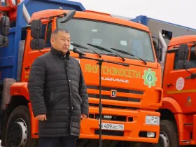 Ключи от девяти новых единиц техники вручили водителям «Якутскэкосети»