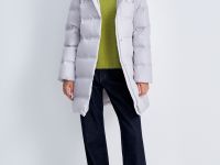 Пуховое полупальто с капюшоном