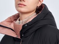 Пуховое пальто с капюшоном свободного силуэта