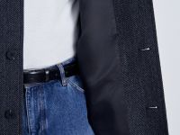 Однобортное пальто с отложным воротником