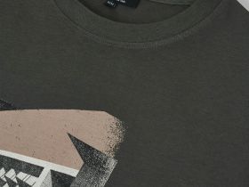 Футболка свободного кроя