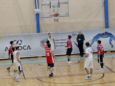 Команды алмазной столицы стали сильнейшими в баскетболе