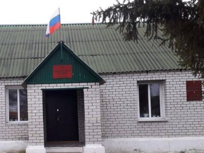 Октябрьская сельская библиотека