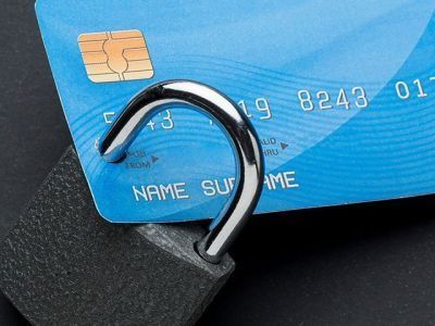 Банки начнут возвращать клиентам деньги, украденные мошенниками