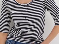 Блузка с округлым вырезом в полоску
