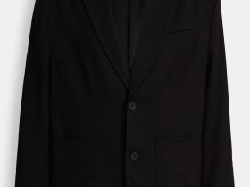 Однобортный пиджак прямого кроя