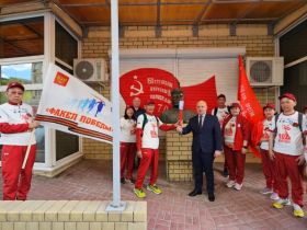 Команда «Факел Победы» из Якутии посетила мемориальные объекты Волгограда