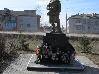 Братская могила красноармейцев, погибших в борьбе за Советскую власть