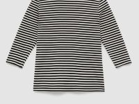 Футболка приталенного силуэта