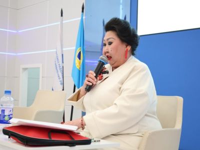 Людмила Корнилова переизбрана профсоюзным лидером работников здравоохранения Якутии