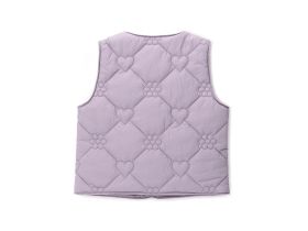 Жилет утепленный для маленькой девочки