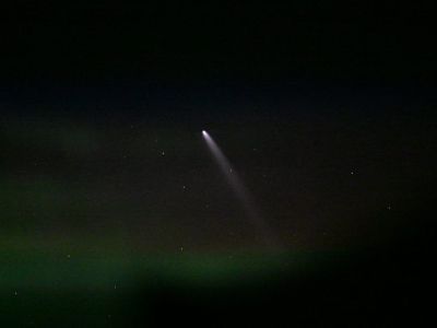 К Земле приблизилась комета. Роскосмос опубликовал ее фото